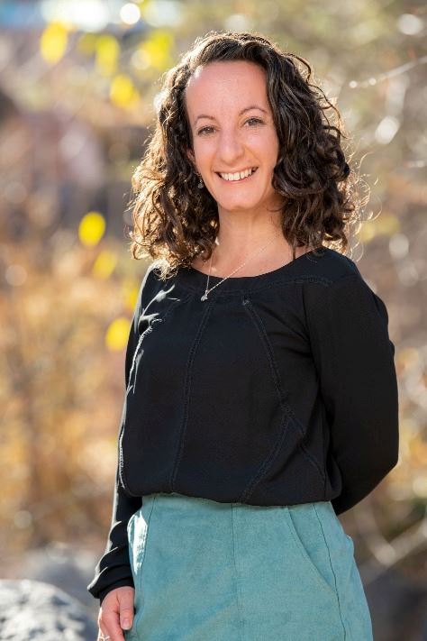 TessaSchreiner_Headshot_DSC0143